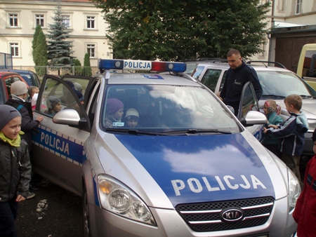 Zwiedzanie aresztu w Środzie Śląskiej