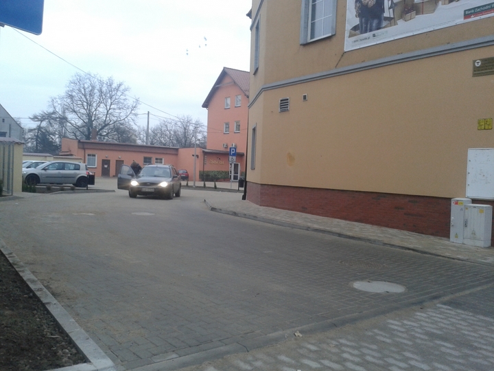 Parking przy Wrocławskiej