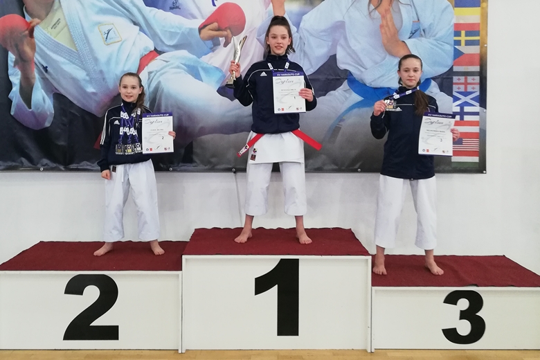 Średzcy karatecy zdobyli kilka medali na zawodach w Łodzi