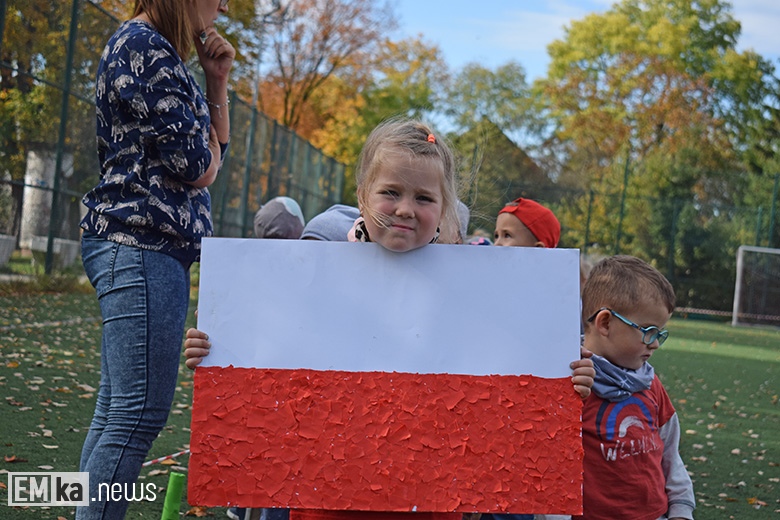 Barwny korowód i bieg przedszkolaków, czyli 15 lat Polski w UE w Malczycach