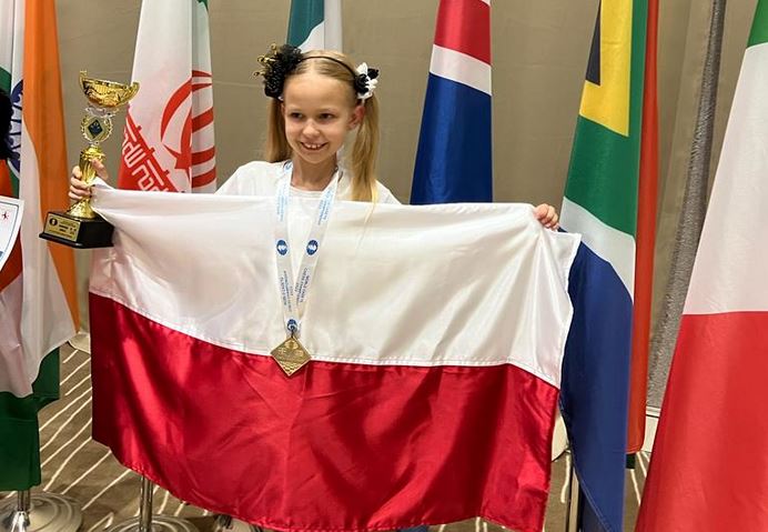 	Brązowy medal Mistrzostw Świata Juniorów - Girls U8