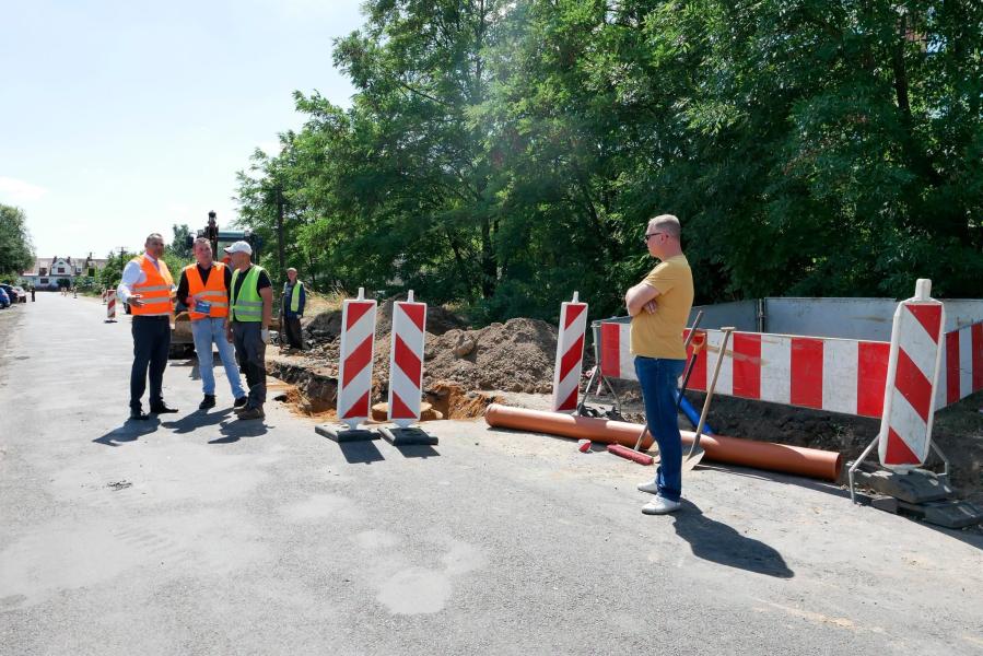 Rozpoczęła się najważniejsza inwestycja drogowa Powiatu w tym roku