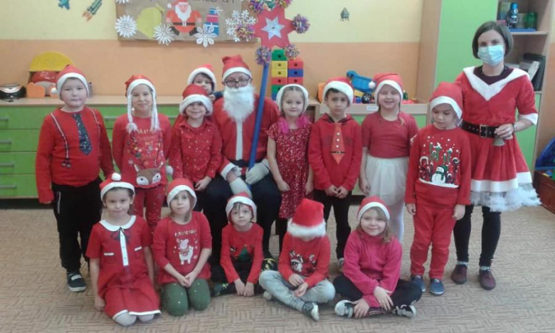 Wizyta św. Mikołaja w szkole podstawowej w Mieczkowie