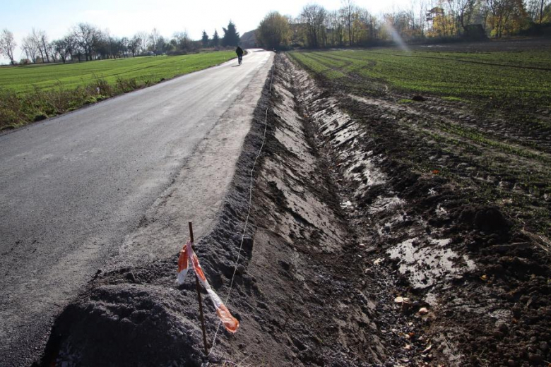 Przebudowa drogi relacji Różana - Drogomiłowice