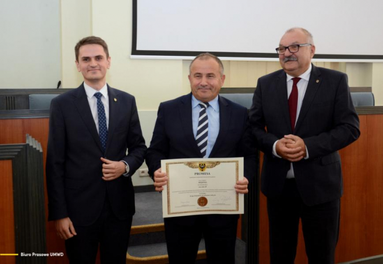 Odebranie dotacji w Urzędzie Marszałkowskim we Wrocławiu