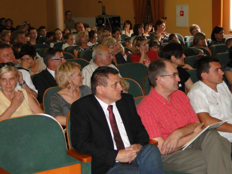 10 lat Powiatowego Ośrodka Edukacji w Środzie sląskiej