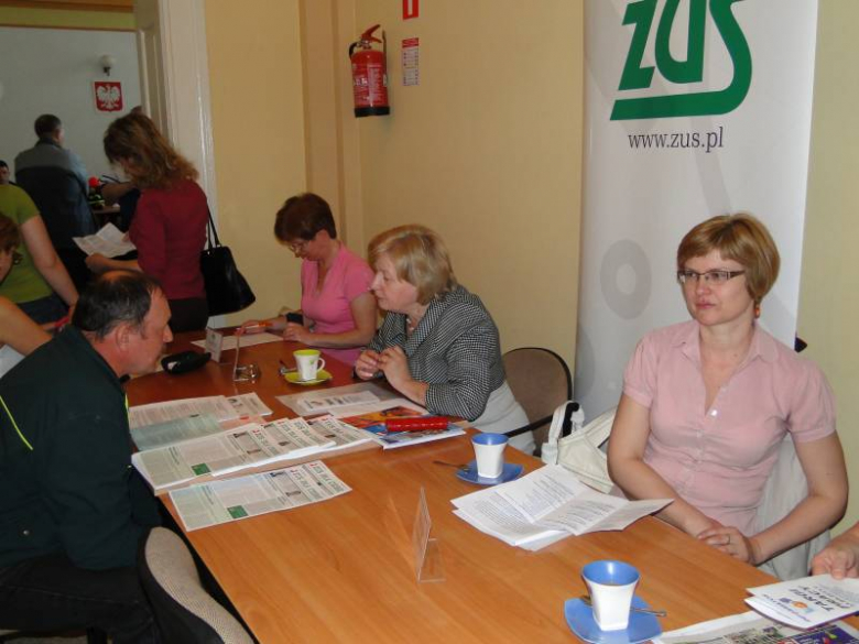 V Powiatowe Targi Pracy - Środa Śląska 2011
