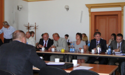 Radnych walka na argumenty lub ich brak