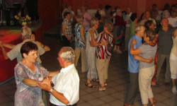 100 seniorów bawiło się w Malczycach