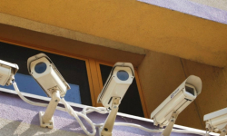 Uciekł ze stacji paliw zostawiając kolegę