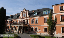 Gmina chce remontu zabytkowej siedziby