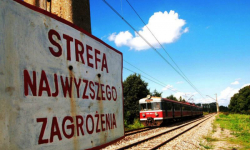 Kobieta rzuciła się pod drezynę. Straciła obie stopy