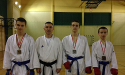 Kolejne medale karateków