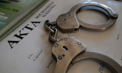 Policja zatrzymała złodziei metalowych płytek