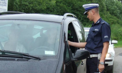 Pijany 29-latek jechał niesprawnym samochodem