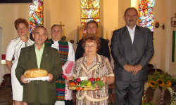 Na dożynkach częstowano chlebem z tegorocznej mąki