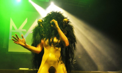 Avant Art Festival - Peaches