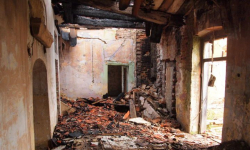 Zobacz dworek przed pożarem i po pożarze