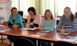 O projekcie „Młodzi Gniewni” na konferencji w starostwie