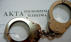 Po pijanemu próbowali ukraść pieniądze w sklepie. Mają na koncie więcej kradzieży