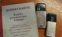 Ochroniarz okazał się złodziejem. Za kradzież komórek i kamer grozi mu 5 lat więzienia