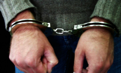 Zbił szybę i awanturował się pod sklepem. Ma zarzuty