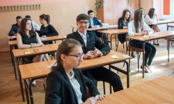 Egzaminy gimnazjalne na półmetku