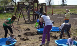 Mieszkańcy z wójtem posprzątali teren