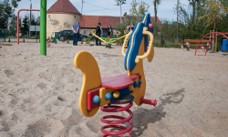 Rakoszycki plac zabaw w nowej odsłonie