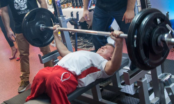 Kocyła podniósł 242.5 kg! Najsilniejsi Dolnoślązacy na zawodach w Środzie Śląskej