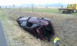 Syn radnego miał groźny wypadek. Z wraku samochodu skradziono koła