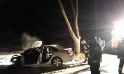 Samochód spalił się doszczętnie