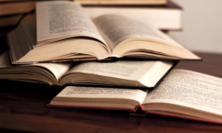 Konkurs fotograficzny "Z książką tu i tam"