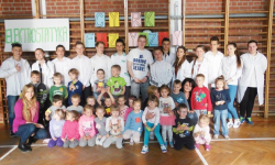 Cyrk fizyczny w Szczepanowie