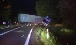 Wypadek na skrzyżowaniu do Wilczkowa. Jedna osoba została poszkodowana