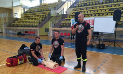 Strażacy z OSP Ujazd Górny wzięli udział w biciu rekordu Guinnessa