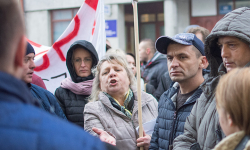 Mieszkańcy pikietowali dziś w centrum miasta. Zapowiadają też dalsze protesty