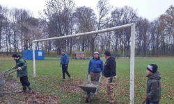 Piłkarze z Damianowa mogą się już cieszyć nowymi piłkochwytami