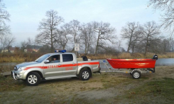 Ochotnicy z Brodna mają nową sprzęt - motorówkę