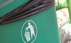 Zmiana terminu odbioru odpadów szklanych w Mrozowie