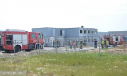 Pożar objął sześć kontenerów magazynowych na terenie firmy Wago