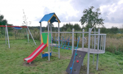 Kolejne place zabaw odnowione