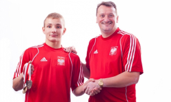 Fizyczne zmagania zawodników - o zapasach z Hieronimem Kurysiem