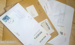 Pijany mężczyzna ukradł torbę z listami. Przy okazji zniszczył drzwi do kamienicy