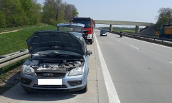 Na autostradzie A4 doszło do pożaru samochodu osobowego