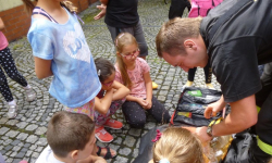 O pierwszej pomocy dzieciom opowiadali strażacy