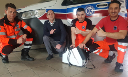 Kolejny sprzęt do walki z epidemią trafił do średzkiego pogotowia