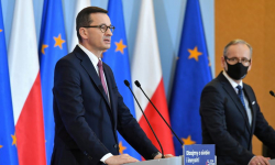 Od soboty cały kraj będzie w żółtej strefie. Wracają obostrzeżnia związane z pandemią