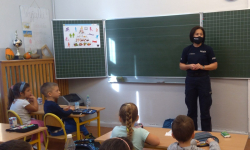 Spotkania z najmłodszymi o zasadach bezpiecznego poruszania się po drodze