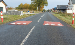 Uwaga kierowcy! W Malczycach zamontowano nowy próg zwalniający